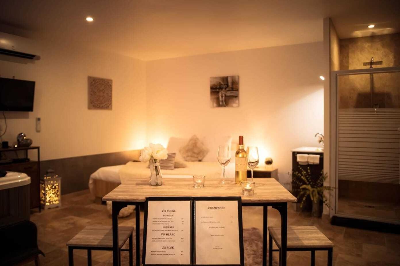 Gites Spa De Charme L Etoile Spa Beynac-et-Cazenac Esterno foto
